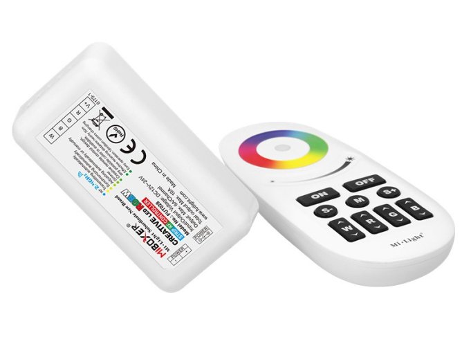 Sety - RGBW SET, automaticky i manuálně nastavitelný, RF 2.4GHz, max.10A, 12-24V, FUT028, Mi-Light - foto 1