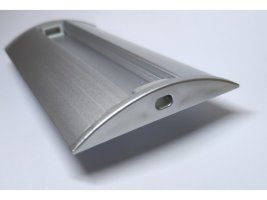 Difuzory a koncovky - Koncovka profilu Surface 4 s otvorem, stříbrná