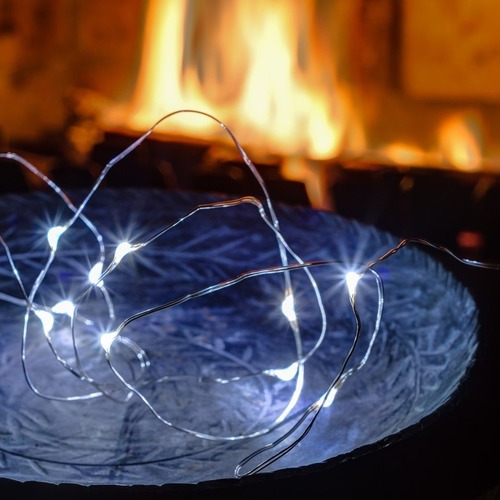 LED osvětlení na BATERIE - DLED BL30 DecoLED Dekorativní řetěz na baterie kapičky, 2m, studená bílá BL30 - foto 1