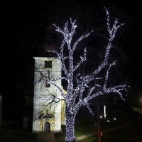 Venkovní řetězy - DLED SKNX105 LED světelný řetěz 5m, ledově bílá, 60 diod, IP67