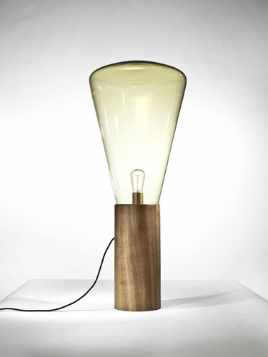Stojací lampy - BRO PC00853_010 Stojací lampa MUFFINS E27 101cm hnědá kouřová / americký ořech voskovaný / kabel černý - BROKIS C - foto 1