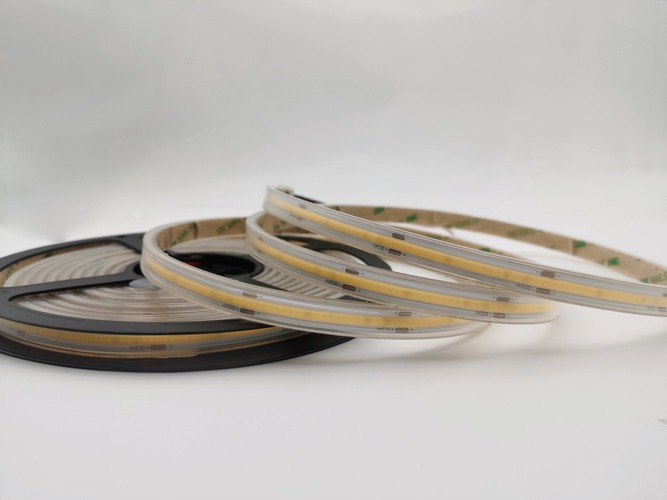 Hlavní osvětlení - FAN STRIP24V-COB-IP67-480M LED pásek COB DC24V KAPTON / silikon 480 LED/m 16W/m 1700lm/m 4000K IP67 0,8x500 cm - FANEUROPE - foto 1