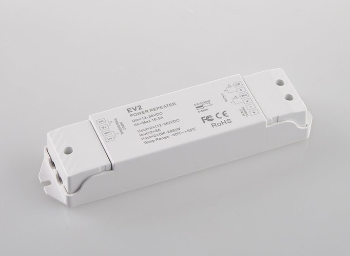 Zesilovače pro LED pásky - FAN RF-AMPLIFICATORE-5CH Zesilovač DI POTENZA 12-24 V DC 5 A x 5 CH max 25 A 10,7x7,5x2,4 cm - FANEUROPE - foto 1