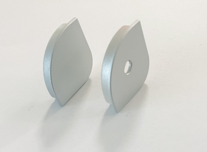 Úchyty a držáky pro Al profily - FAN I-PROFILO-IONIK-CAP Koncová krytka IONIK (2 ks) - FANEUROPE - foto 1