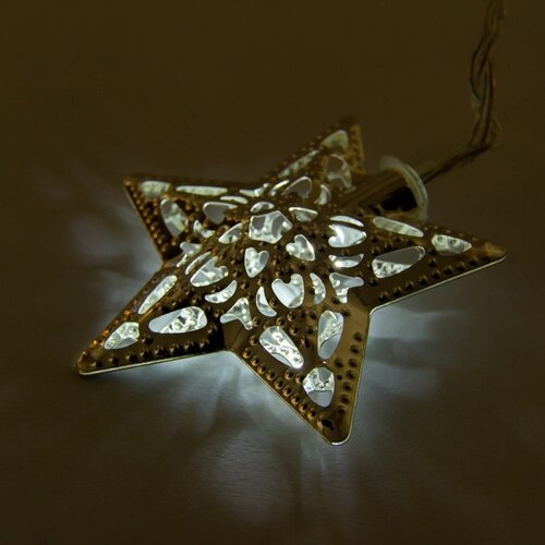 LED osvětlení na BATERIE - DLED ML04 DecoLED LED světelný řetěz na baterie - kovové hvězdy, ledově bílá, 10 diod, 1,3 m - foto 1