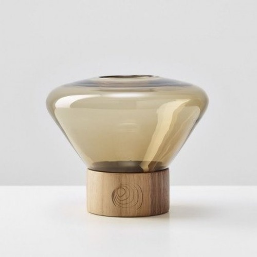 Nábytek, doplňky - BRO PC01008_029 Svícen MUFFINS sklo amber průhledné / dub evropský bezbarvý lak - BROKIS A - foto 1