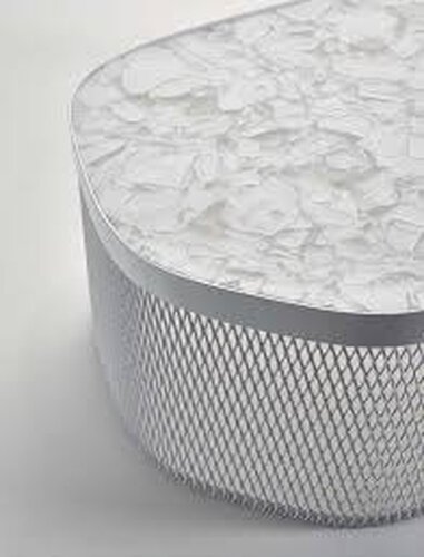 Ostatní - BRO PC01024 Stolek s deskou z lisovaného zapečeného skla CGC1477, bílý kov (matný komaxit CCS845) - BROKIS - foto 1