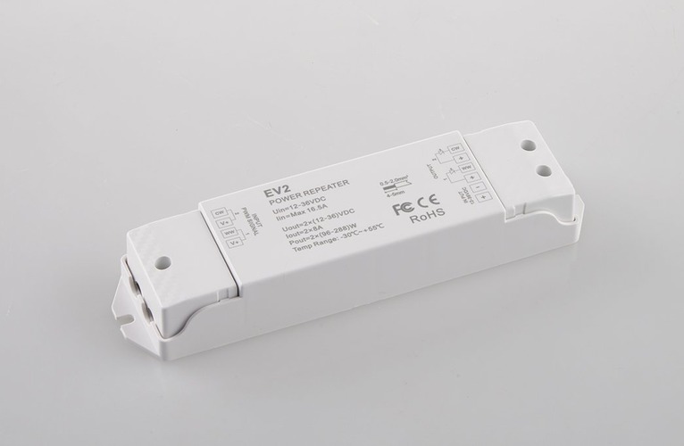 Zesilovače pro LED pásky - FAN RF-AMPLIFICATORE-2CH Zesilovač DI POTENZA 12-36 V DC 8 A x 2 CH max 16 A 17,5x4,5x2,7 cm - FANEUROPE - foto 1