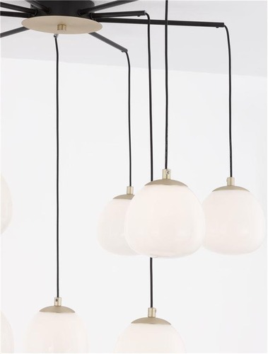 Vícečetná - NV 9009260 Závěsné svítidlo THE EGG zlatá a matný černý kov lesklé opálové sklo G9 8x5W 230V IP20 bez žárovky - NOVA LUCE - foto 1