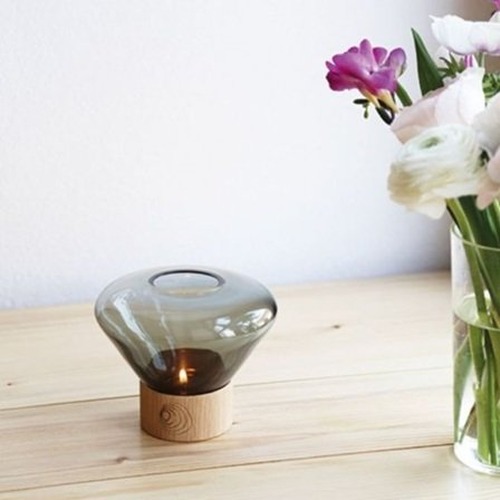 Nábytek, doplňky - BRO PC01008_032 Svícen MUFFINS sklo šedá kouřová průhledná / dub evropský přírodní lak - BROKIS A - foto 1