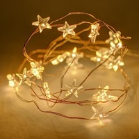 LED osvětlení na BATERIE - DLED BL32W DecoLED LED světelný řetěz na baterie - hvězdičky, teple bílá, 20 diod, 2,3 m