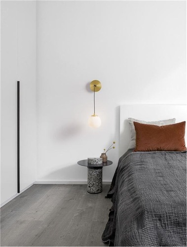 Dekorativní - NV 9009262 Nástěnné svítidlo THE EGG zlatá a matný černý kov lesklé opálové sklo G9 1x5W 230V IP20 bez žárovky - NOVA LUCE - foto 1