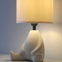 Stolní lampy dekorační - LD 14190-39 TED Stolní lampa béžová, sedící postava, látkové stínidlo, vypínač na kabelu - JUST LIGHT - foto 4