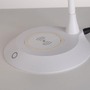 Stolní lampy pracovní - LD 14414-16 PUCKI LED stolní lampa bílá bezdrátové nabíjení telefonu dotykový stmívač flexibilní otočné 3000K - JUST LIGHT - foto 4