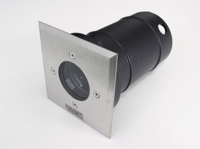 Zapuštěná - Nájezdové svítidlo BERG DL - 35L, hranaté - foto 1