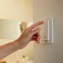 SmartHome Paul Neuhaus - PH 50471/31/P6 Hue White Ambiance Bodové svítidlo Philips Buckram BT 50471/31/P6 LED GU10 1x5W 350lm 2200-6500K 230V, bílé s dálkovým ovladačem a Bluetooth - PHILIPS HUE (915005919401) - foto 7