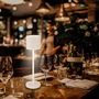 Stolní lampy dekorační - BRILO 7521016 Sigo LED stolní lampička bezdrátová IP44, stmívatelné, s nabíjecí základnou, bílé - BRILO - foto 9