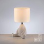 Stolní lampy dekorační - LD 14190-39 TED Stolní lampa béžová, sedící postava, látkové stínidlo, vypínač na kabelu - JUST LIGHT - foto 9