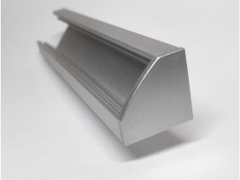 Difuzory a koncovky - Koncovka profilu CORNER 1, plná, stříbrná