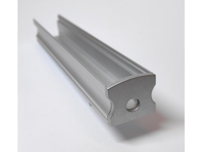 Difuzory a koncovky - Koncovka profilu SURFACE 2 s otvorem, stříbrná - foto 1