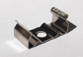 Úchyty, spojky, závěsný materiál - Úchyt profilu Surface 1, kov